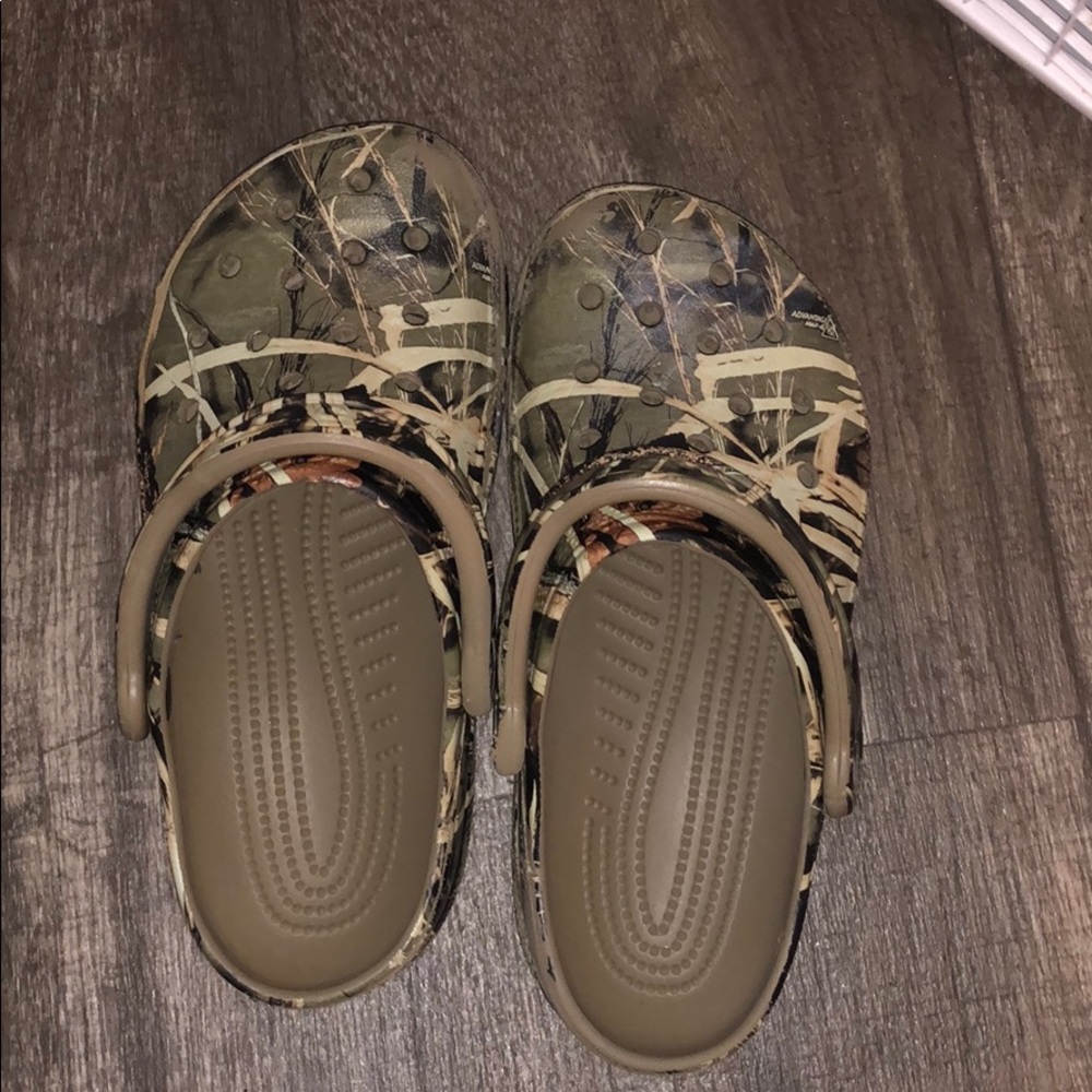 Camo crocs